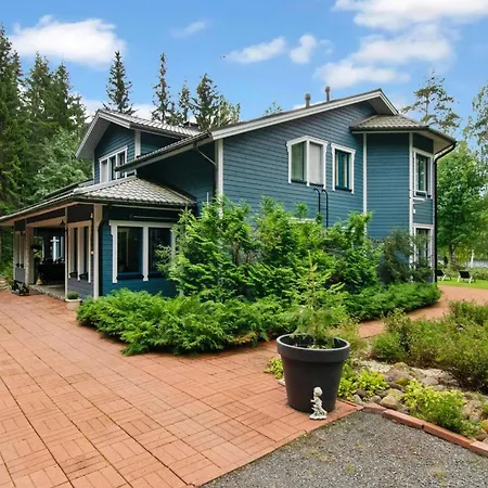 Villa Puulan Taehti Kangasniemi